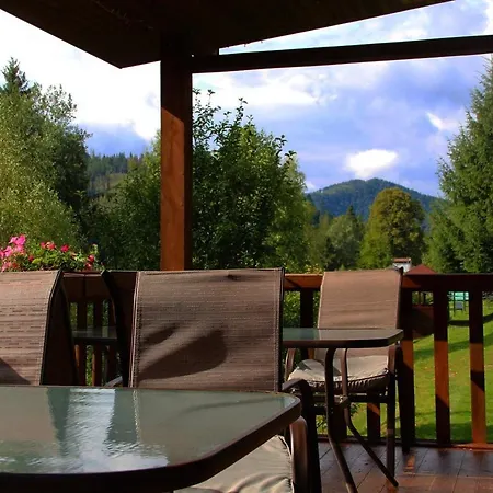 Hotel схили карпат *